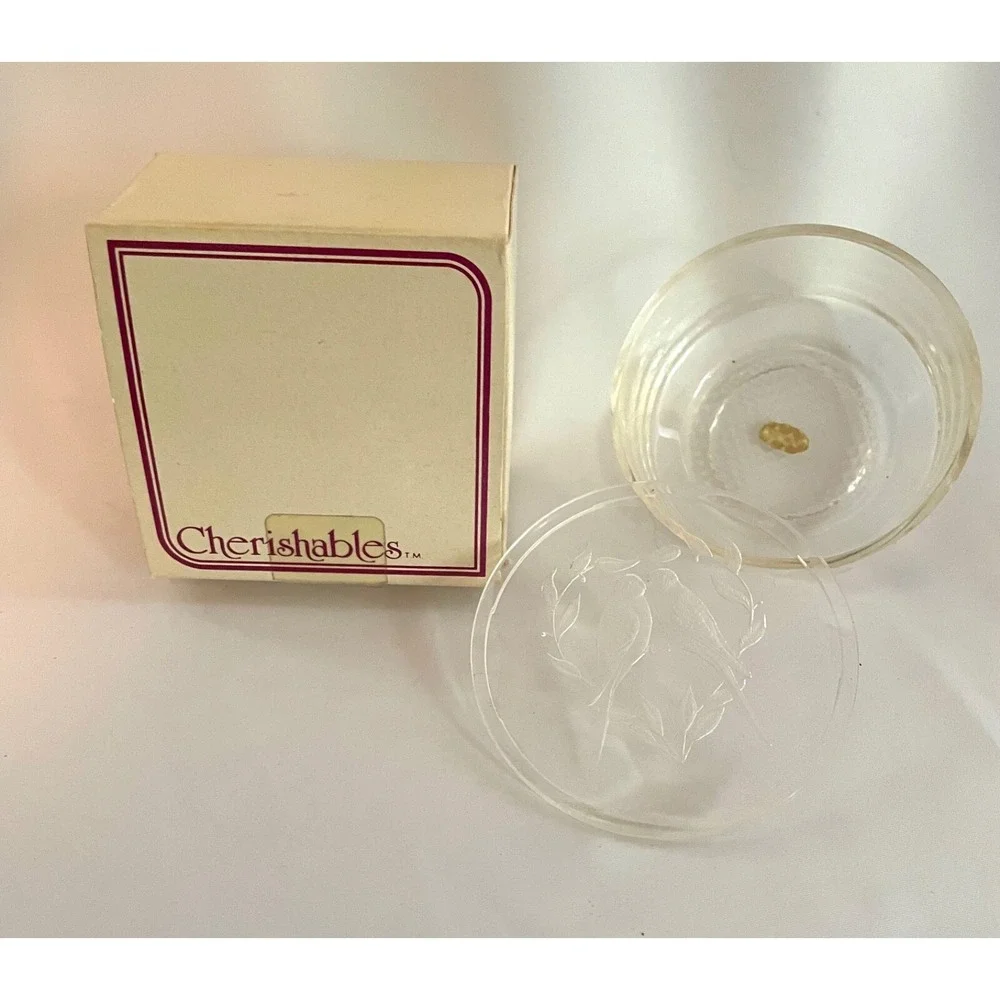 Henco Cherishables Clear Acrylic Trinket Box Engraved Parakeets Vine Heart w/box